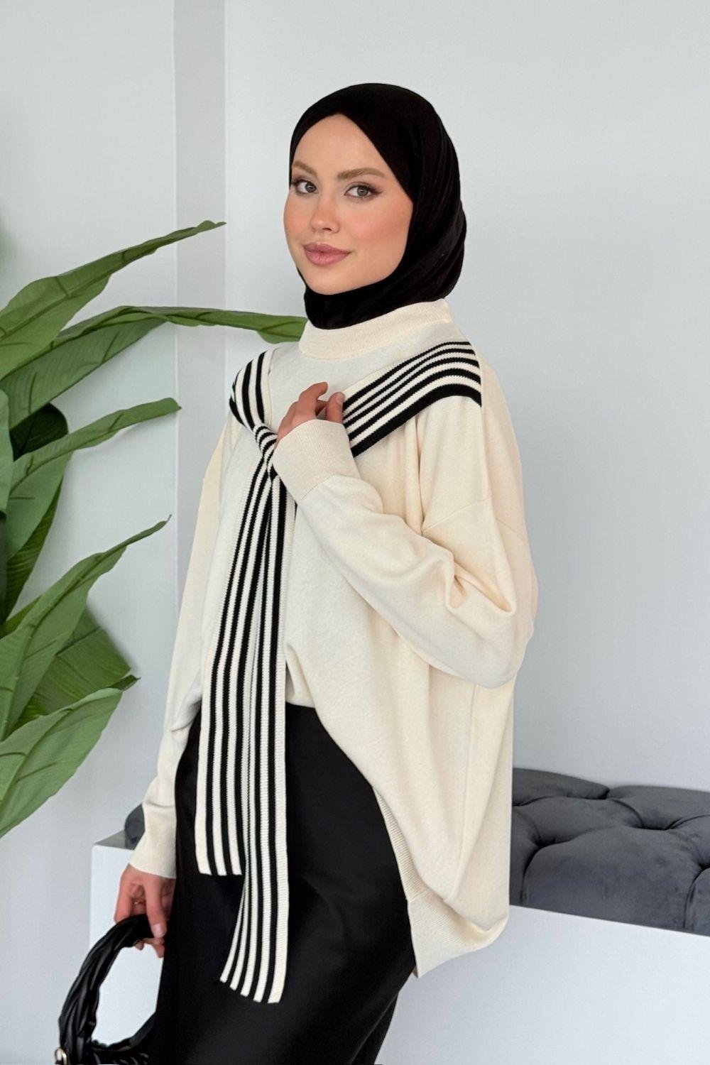 Atkı Detaylı Salaş Tunik Taş